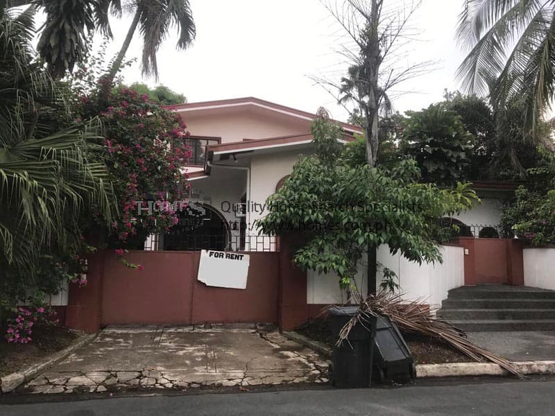 Well Kept and Quaint Single Detached House for Rent - San Lorenzo, Makati - photo 1