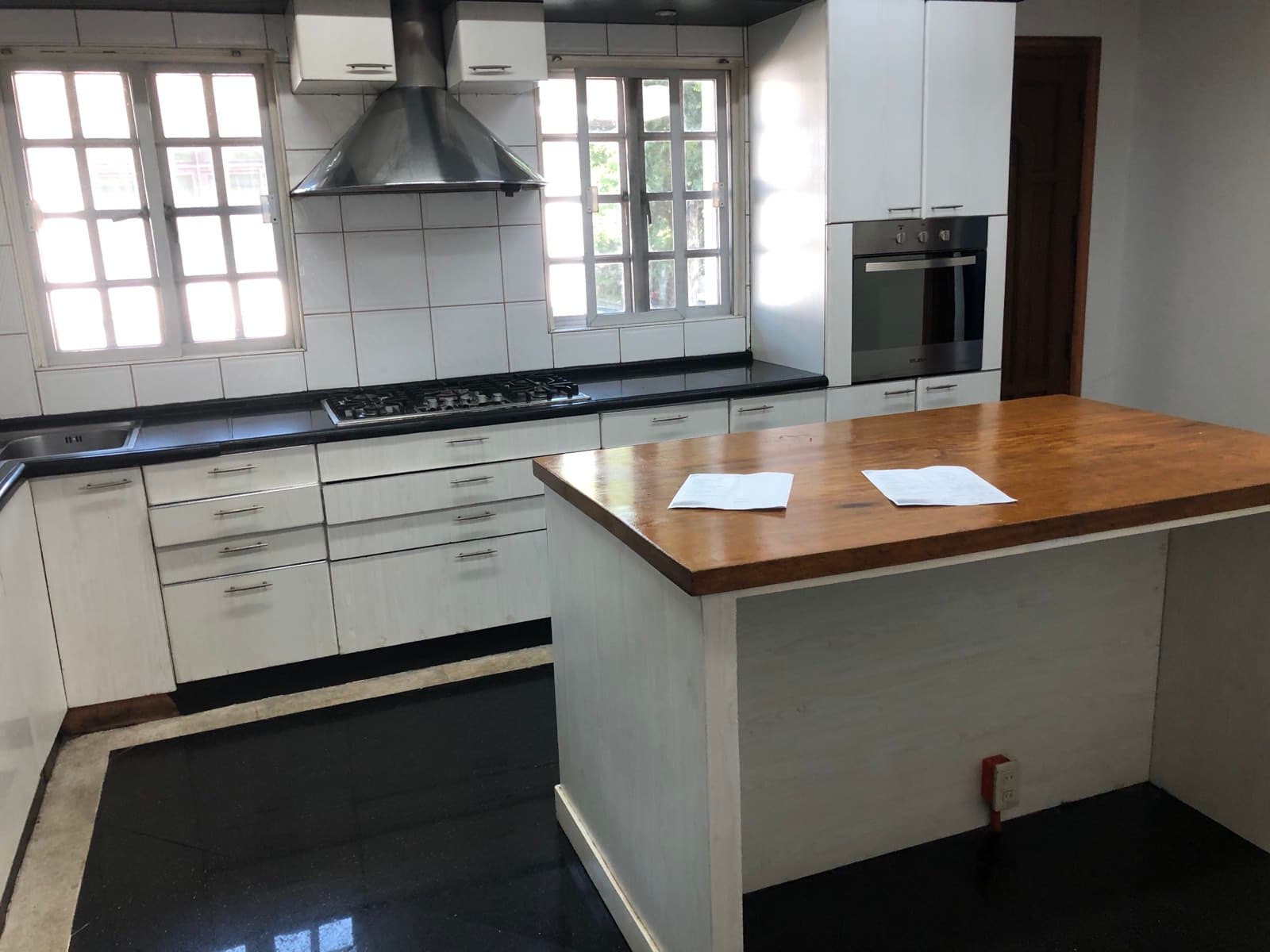 Large Duplex House - photo 5