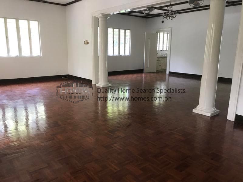Captivating Colonial Two Storey - photo 3