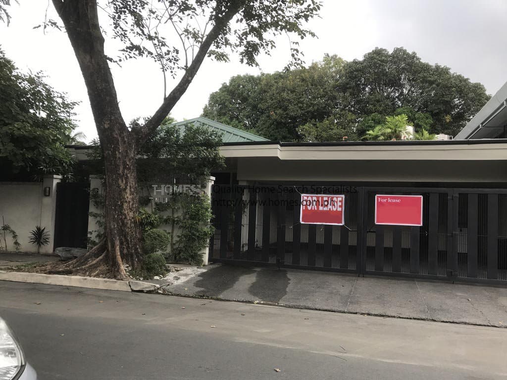 Contemporary 2 storey - Dasmarinas Village, Makati - photo 1