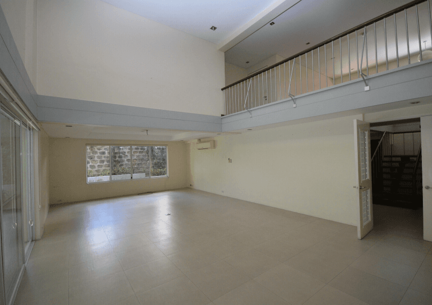 Spacious 2 Storey House - photo 3