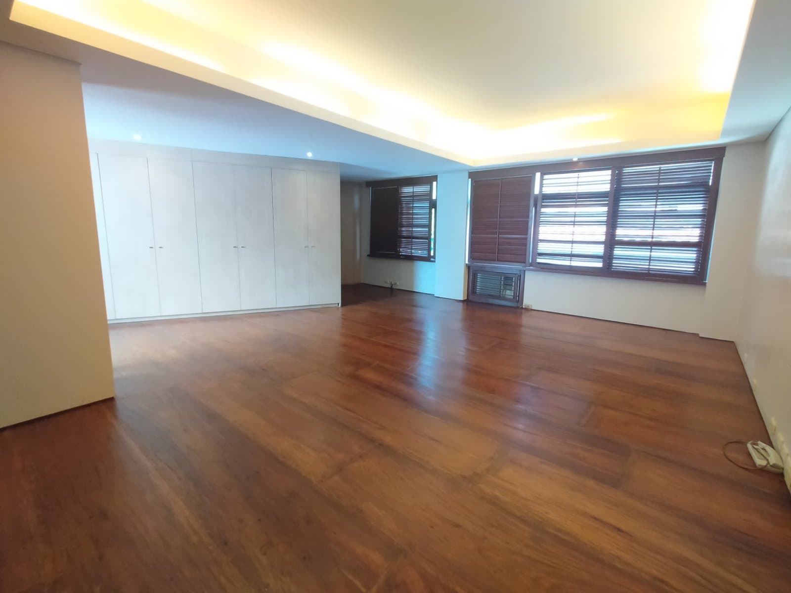 Spacious 3-Storey House - photo 3