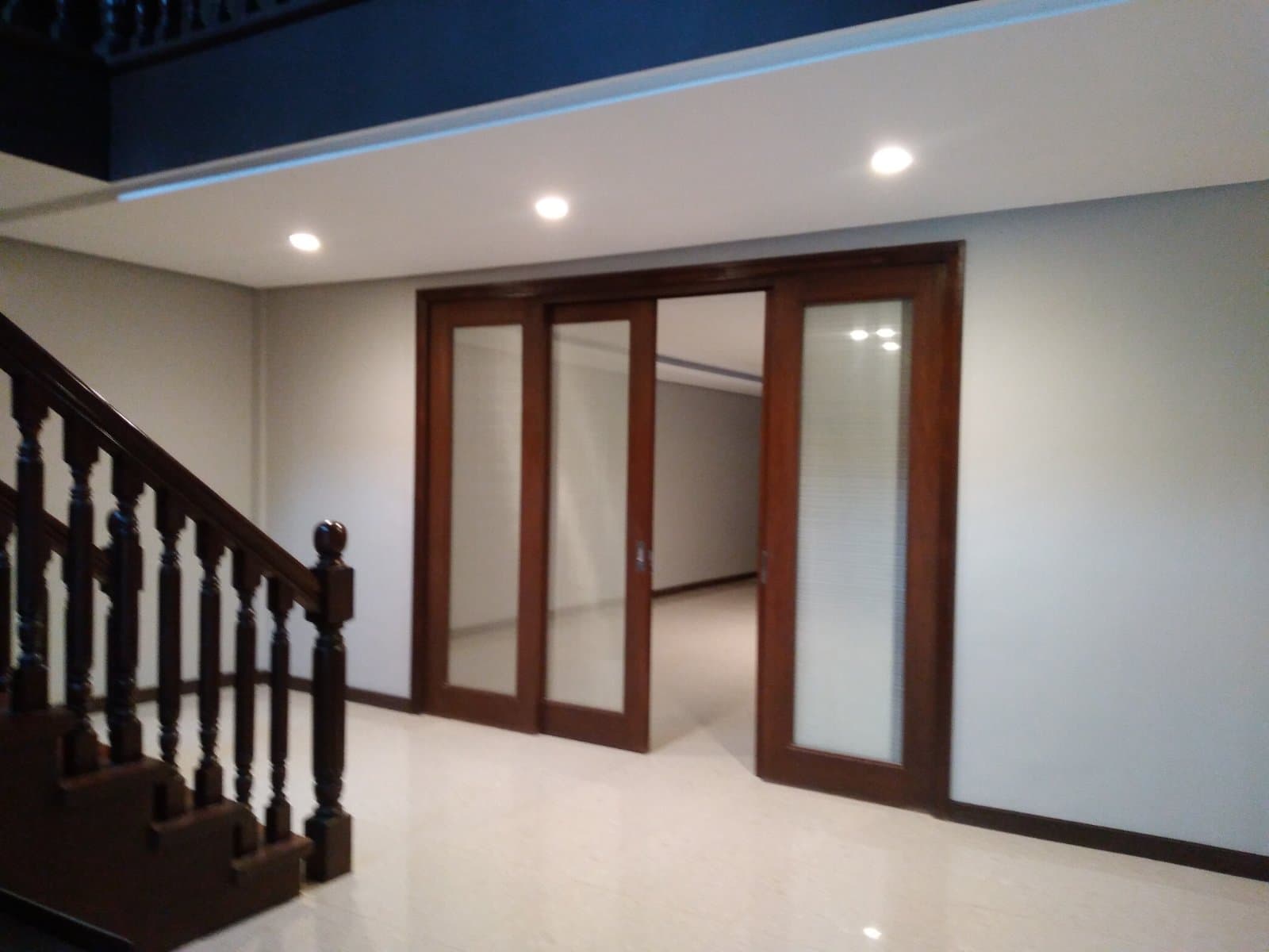 Modern four (4) Bedroom House - photo 2