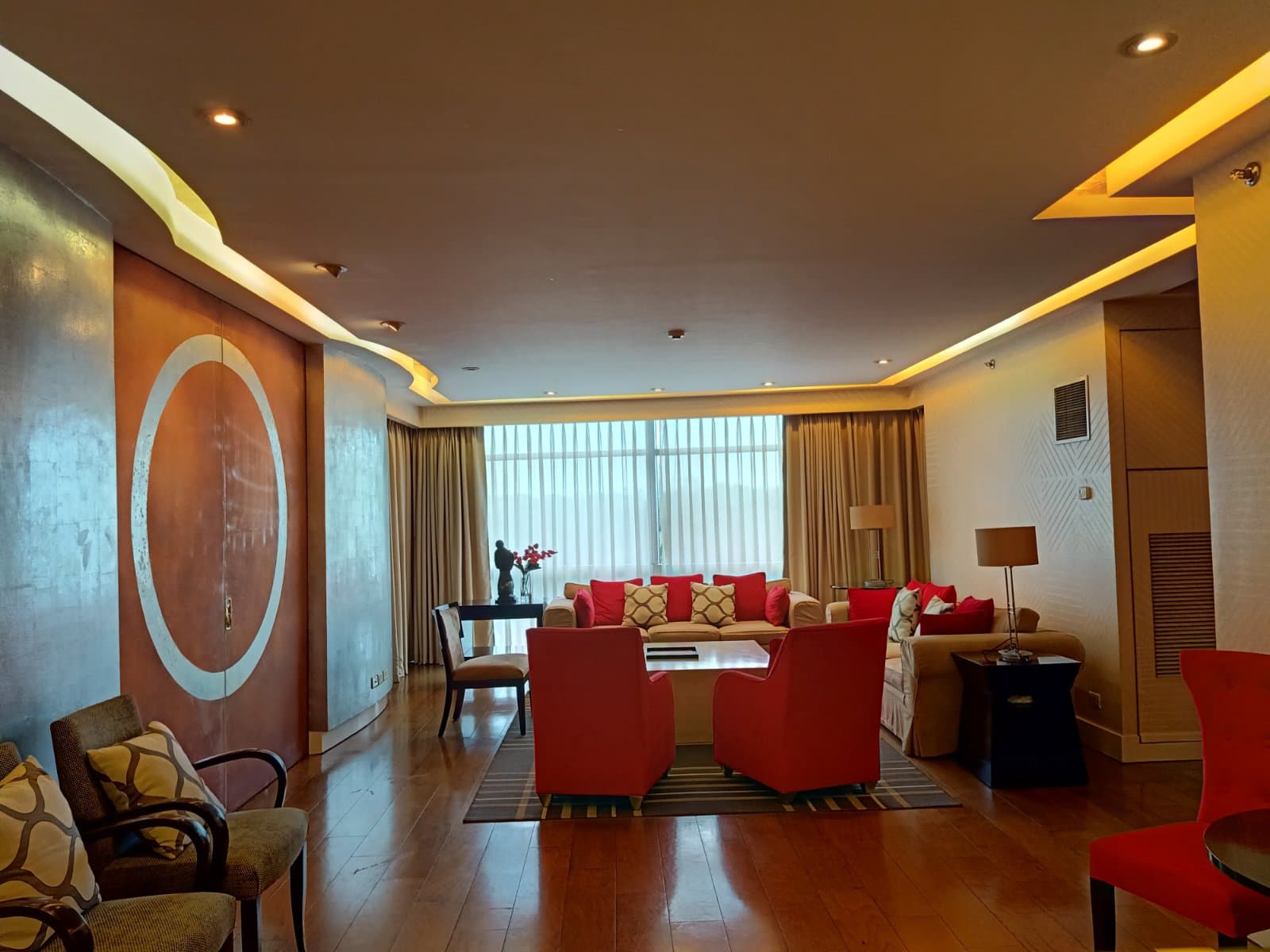Beautiful 3 Bedroom - photo 2