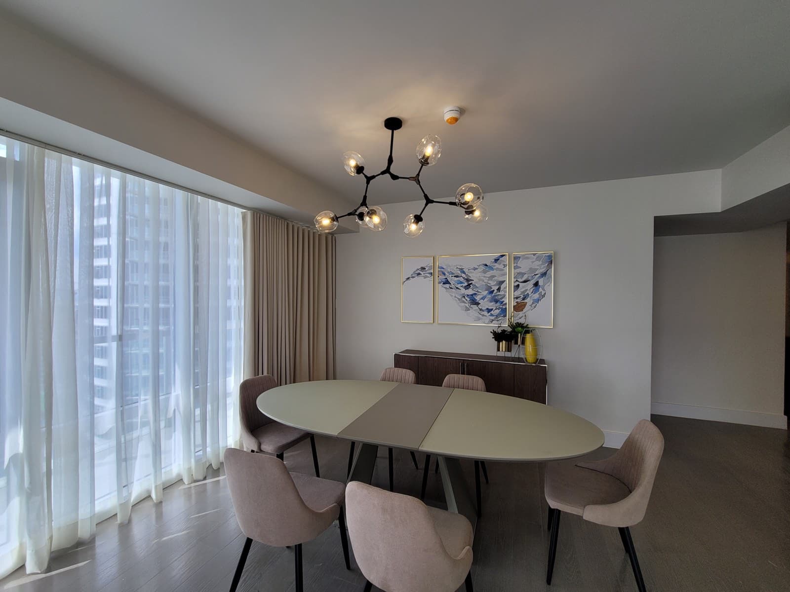 Modern 3 Bedroom Unit in Proscenium - photo 5