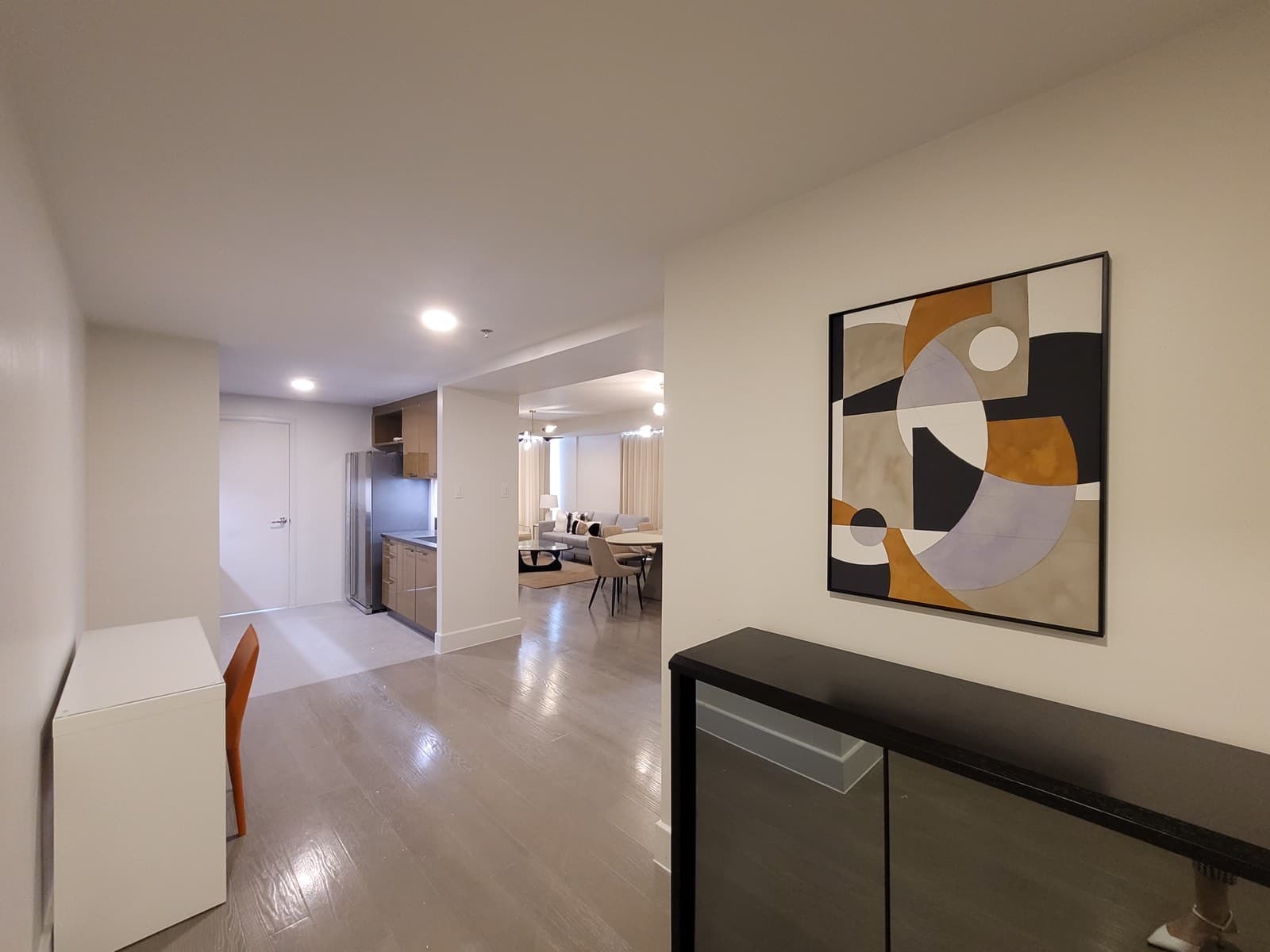 Modern 3 Bedroom Unit in Proscenium - photo 4