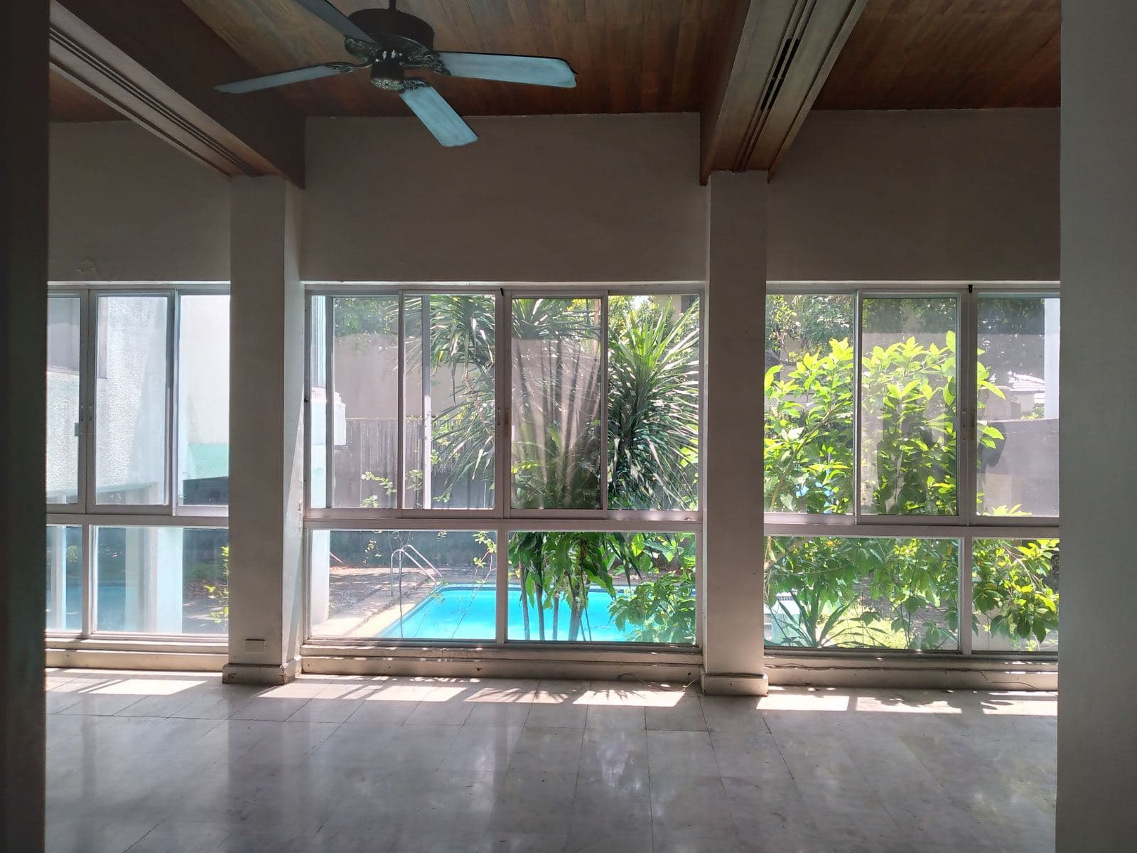 Spacious 6 bedroom - photo 4