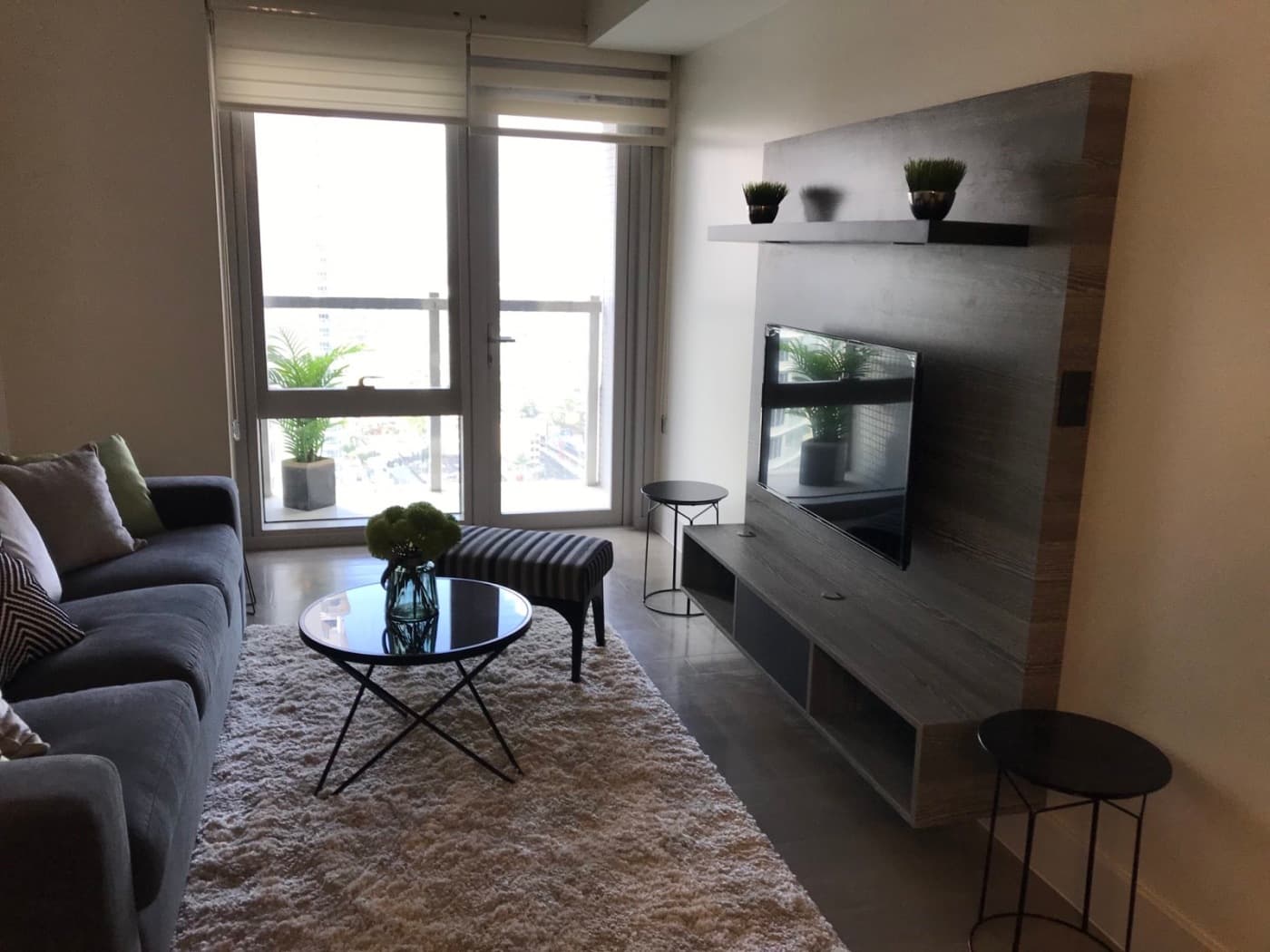 1BR Renovated Unit in Proscenium - Rockwell Center, Makati - photo 1