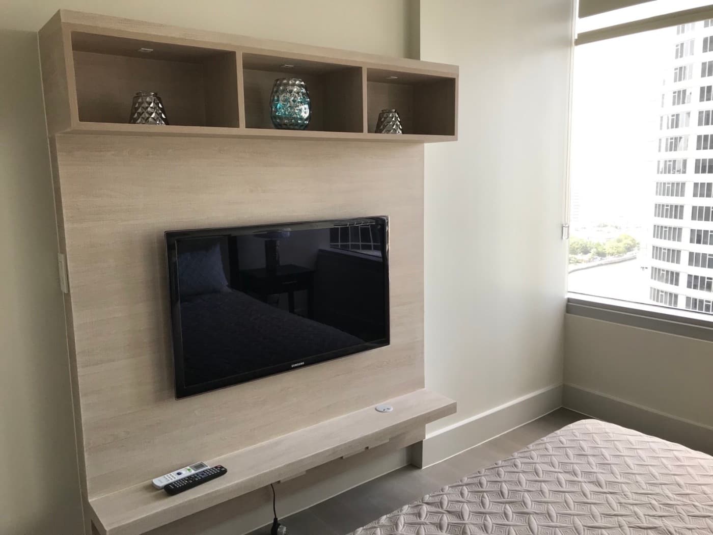 1BR Renovated Unit in Proscenium - photo 5