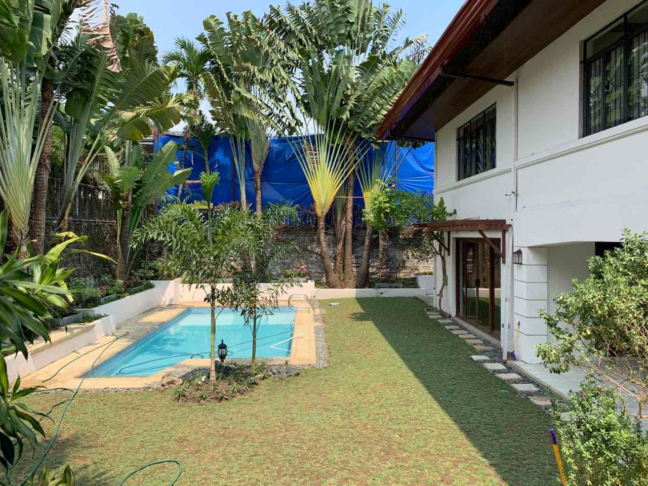 Beautiful House with garden - photo 5