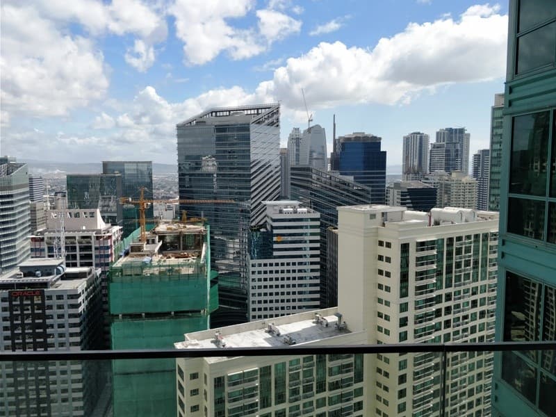 Fully Furnished 3 bedroom for Sale - Bonifacio Global City, Taguig - photo 1