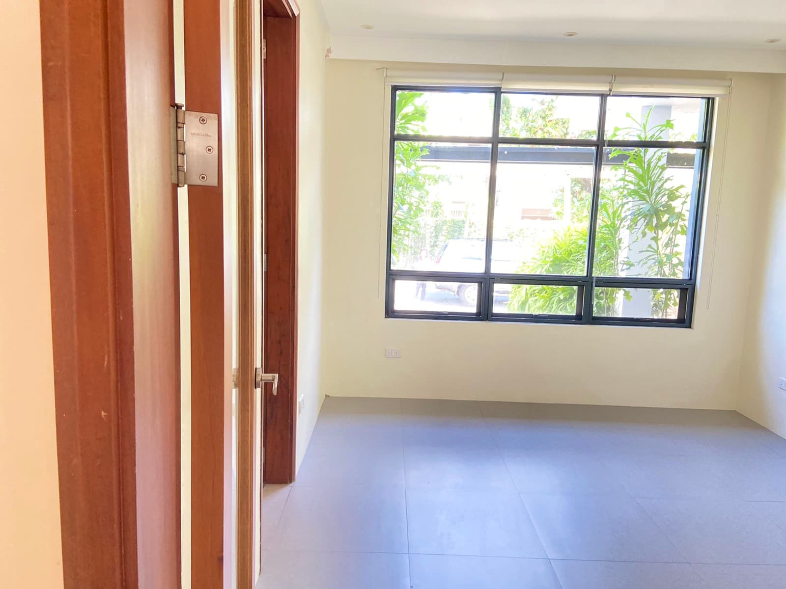 Two-Storey Modern Duplex House - photo 3