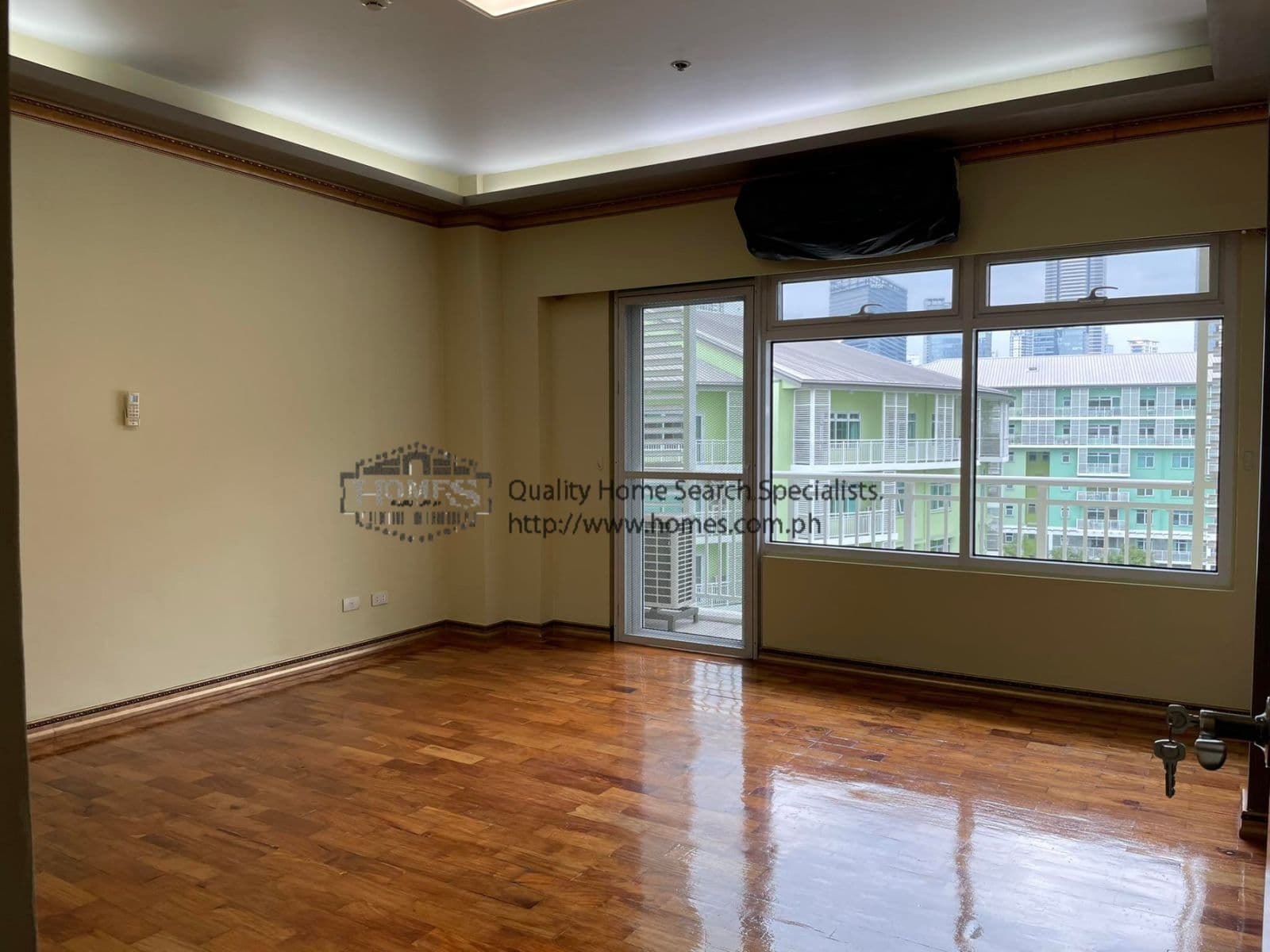 3 Bedroom Loft Unit - photo 3
