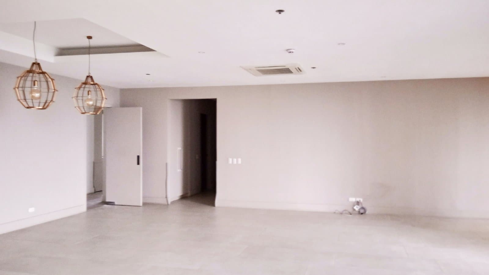 Semi Furnished 3 Bedroom at Essensa Tower - photo 2