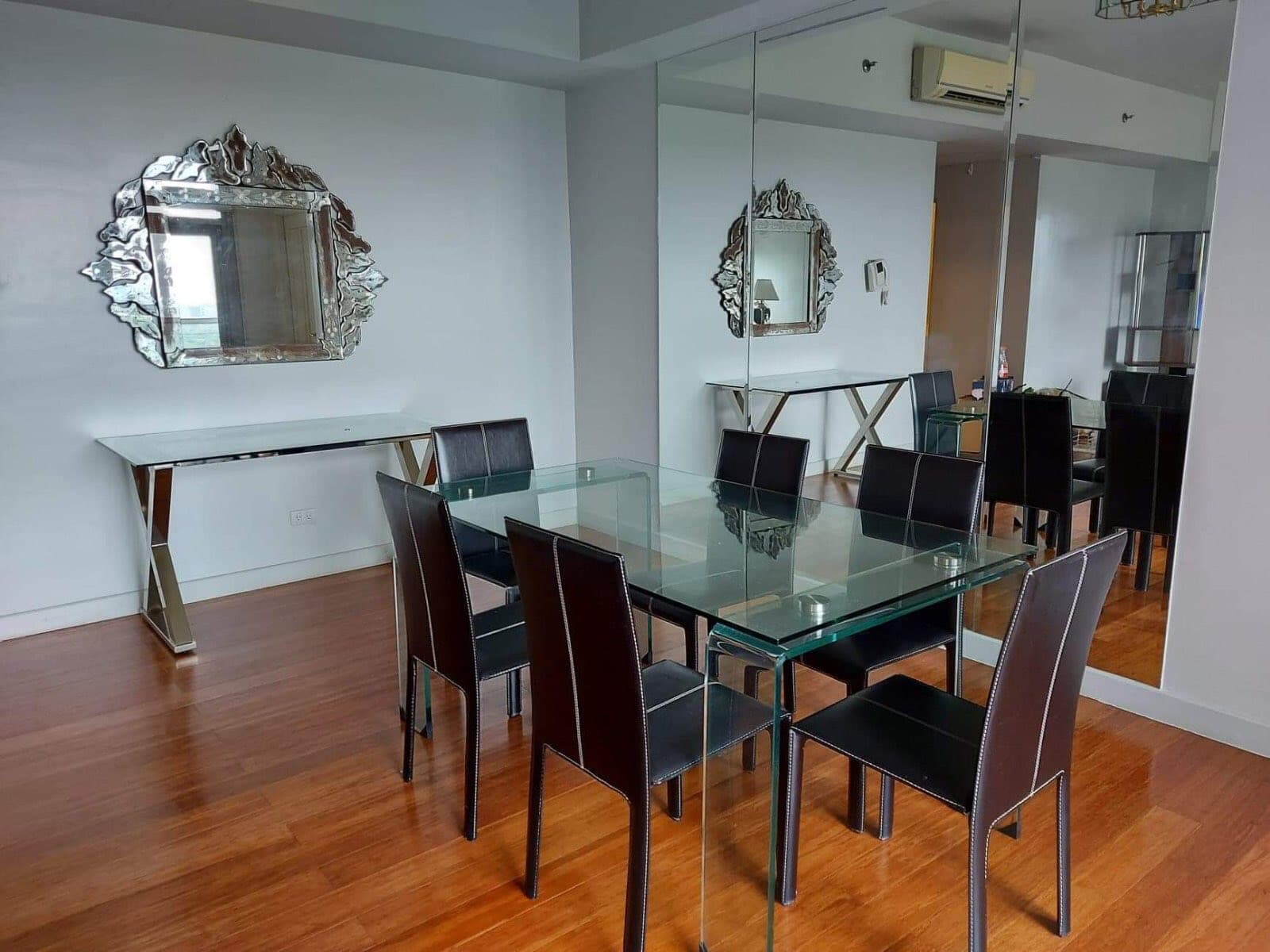 Fully Furnished 3 Bedroom Unit - Bonifacio Global City, Taguig - photo 1