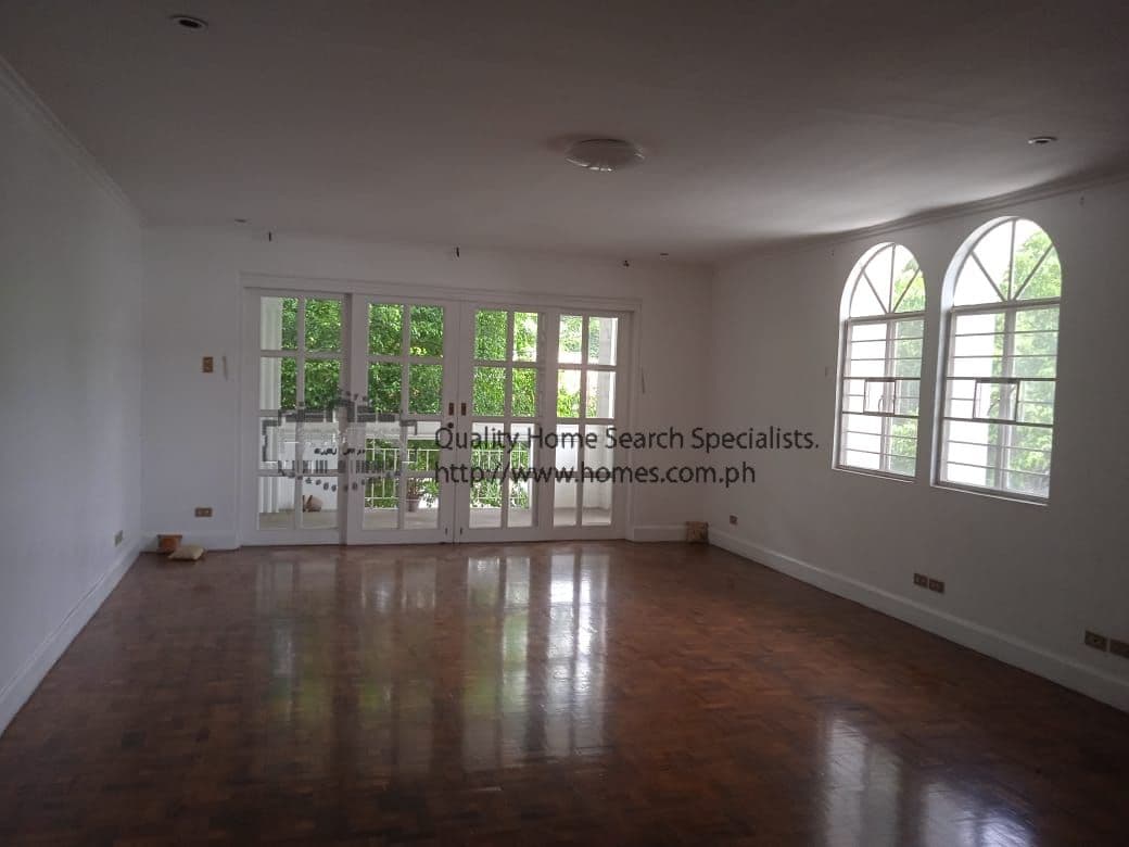 Spacious 2 storey house - photo 4