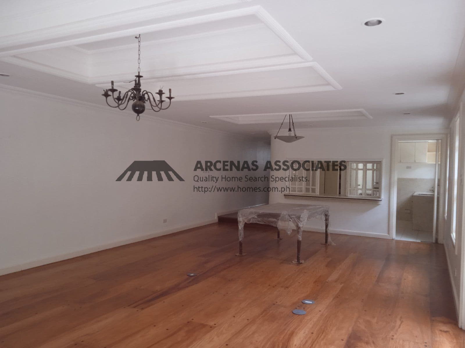Great Value Homey 3 storey Duplex house for sale in San Lorenzo Village - photo 5