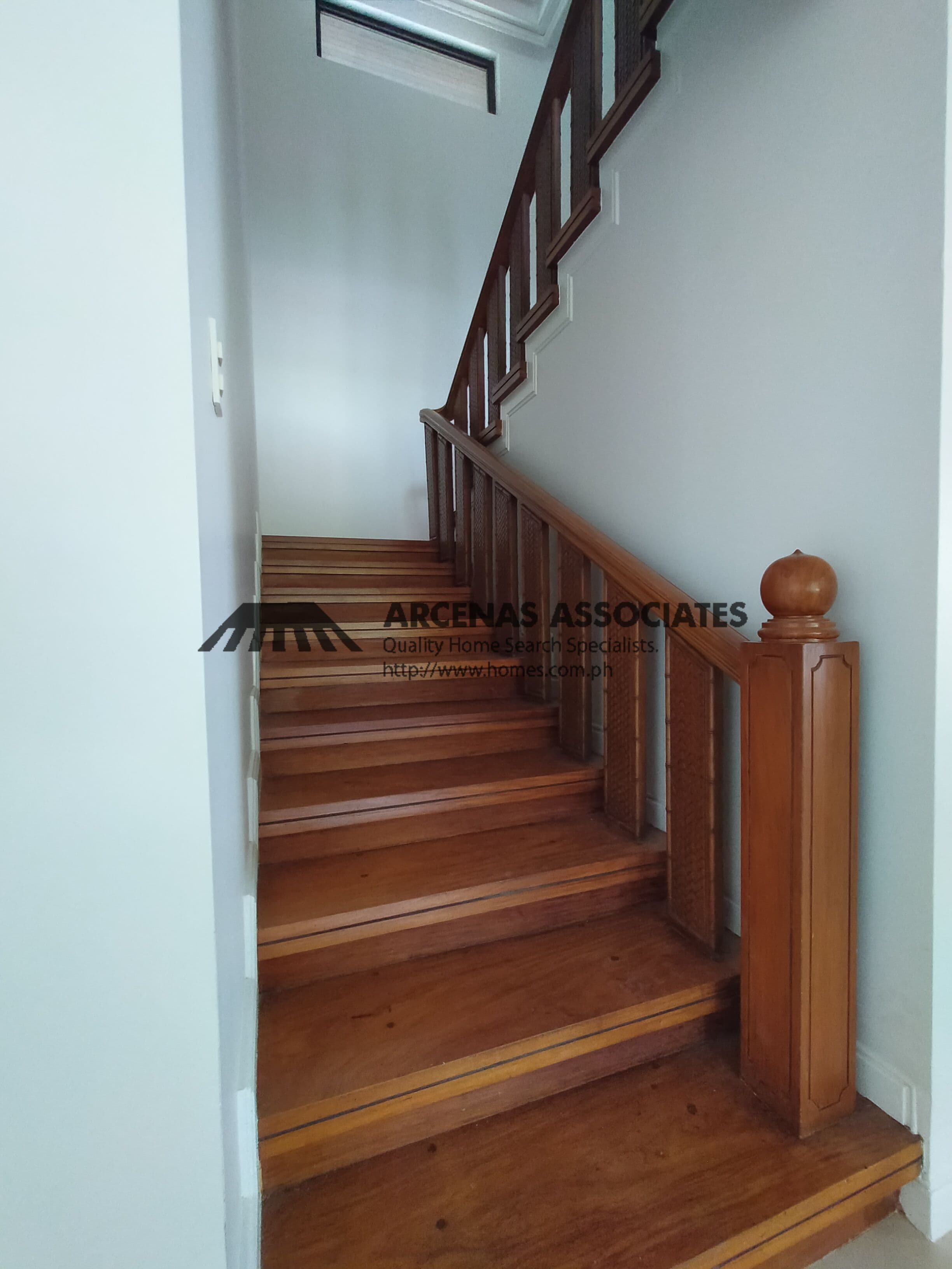 Modern 2 Storey House - photo 5