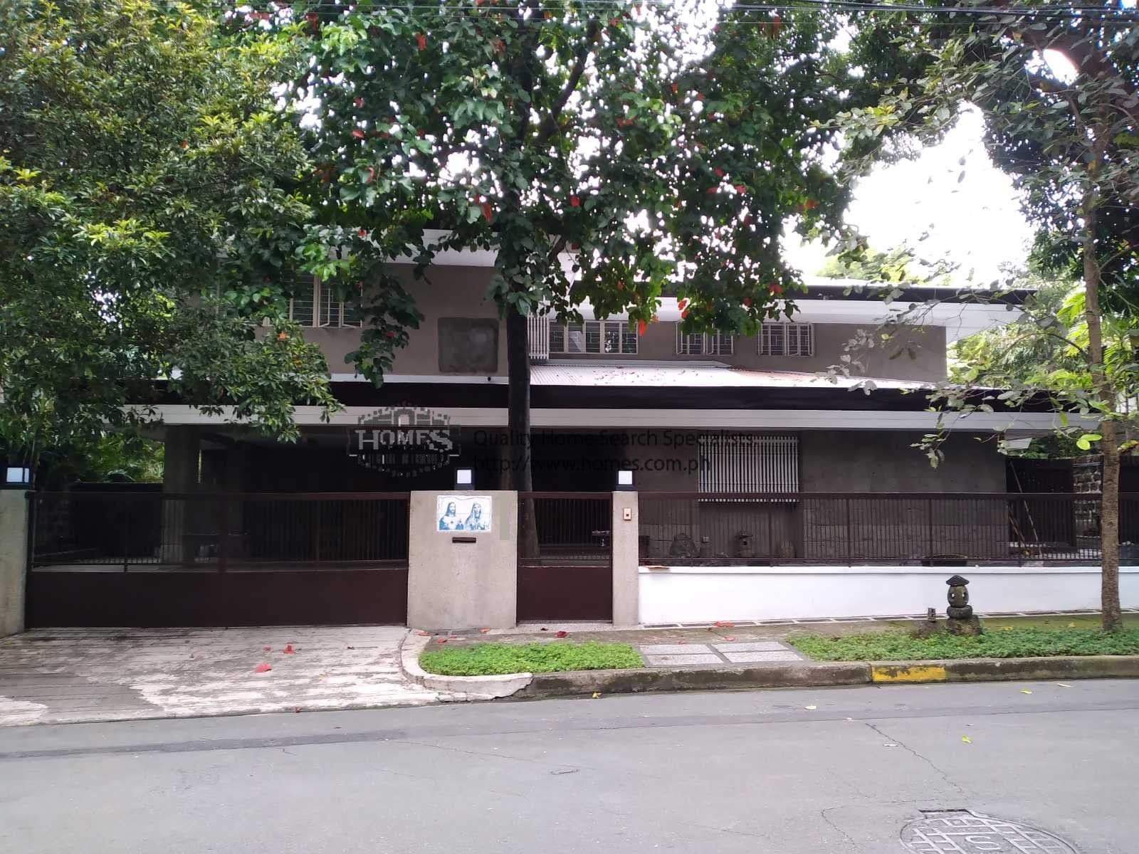 Elegant and solidly built 2 storey - Dasmarinas Village, Makati - photo 1