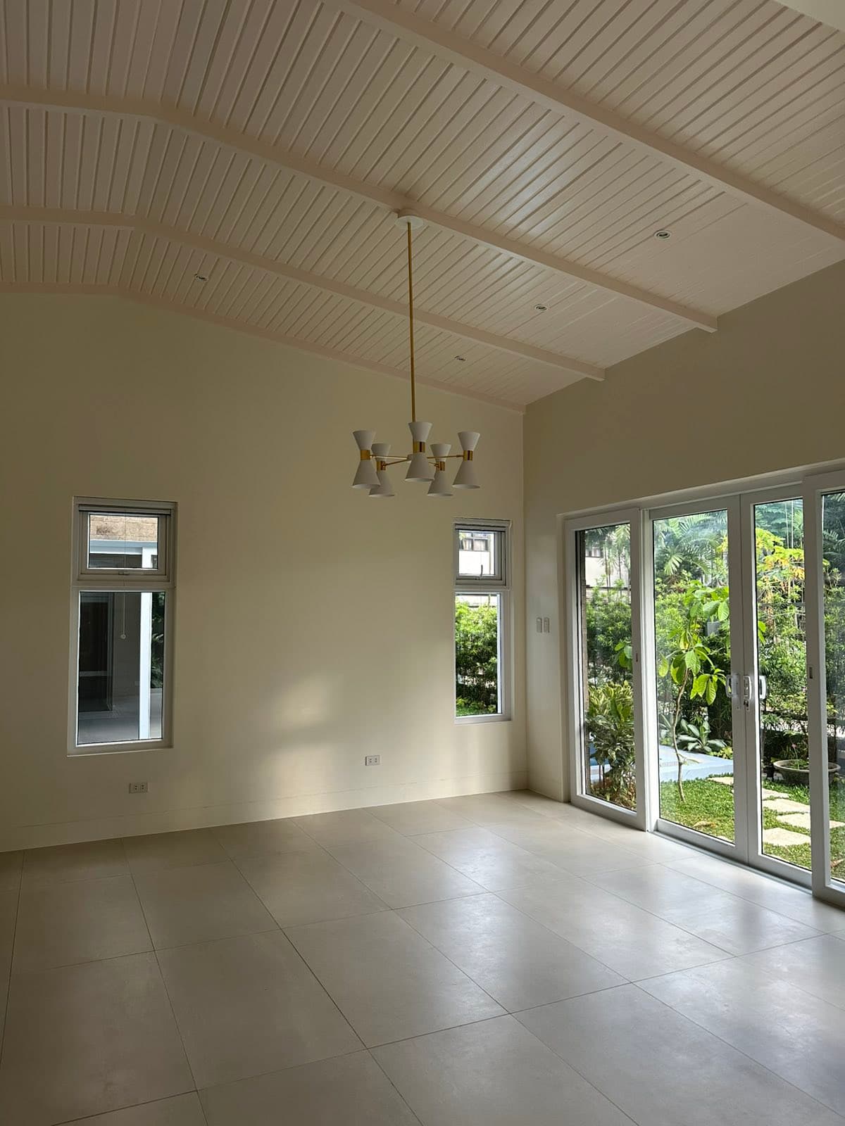 Brand new San Lorenzo Village house - photo 5