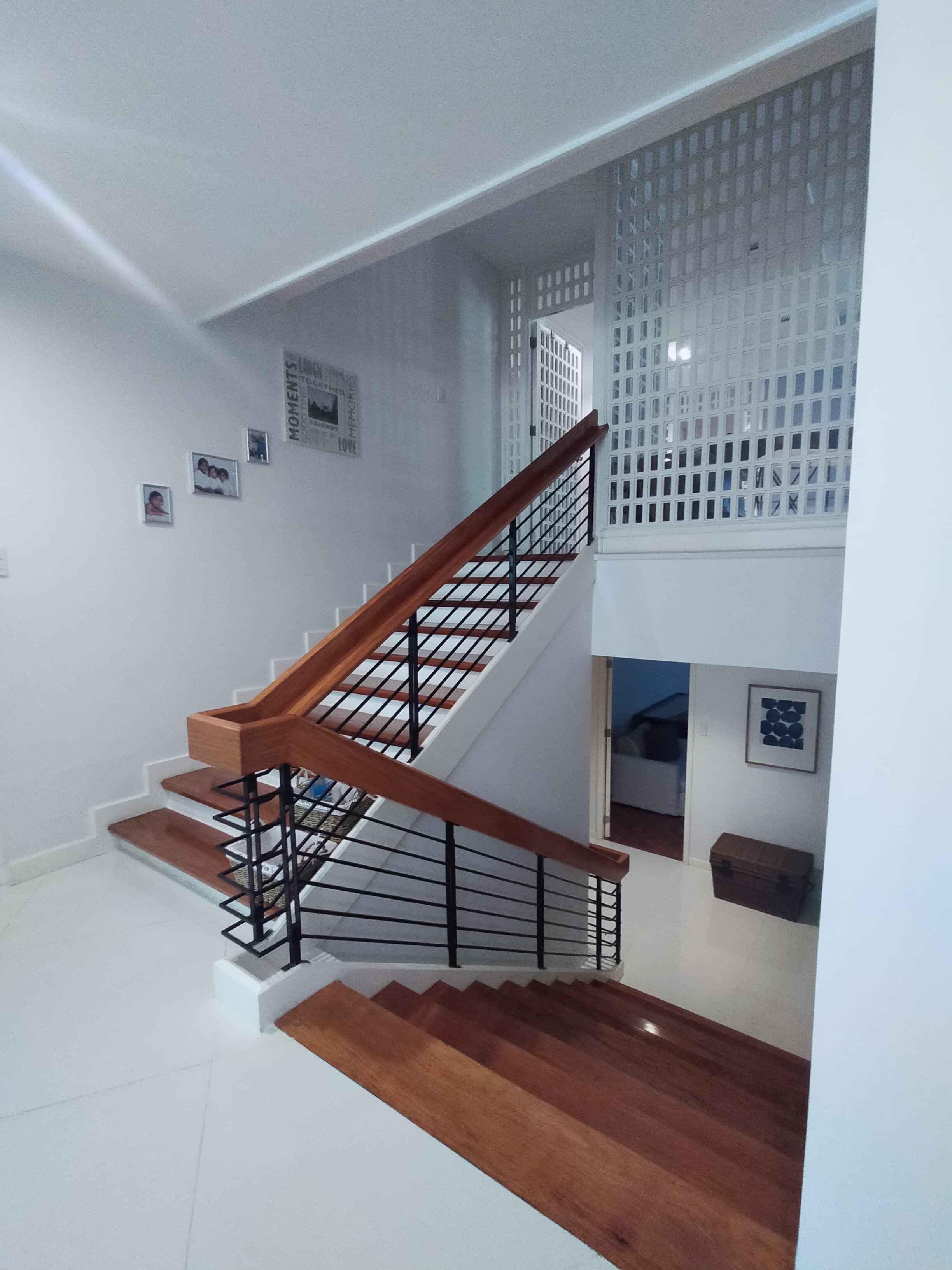 Large Renovated House - photo 4