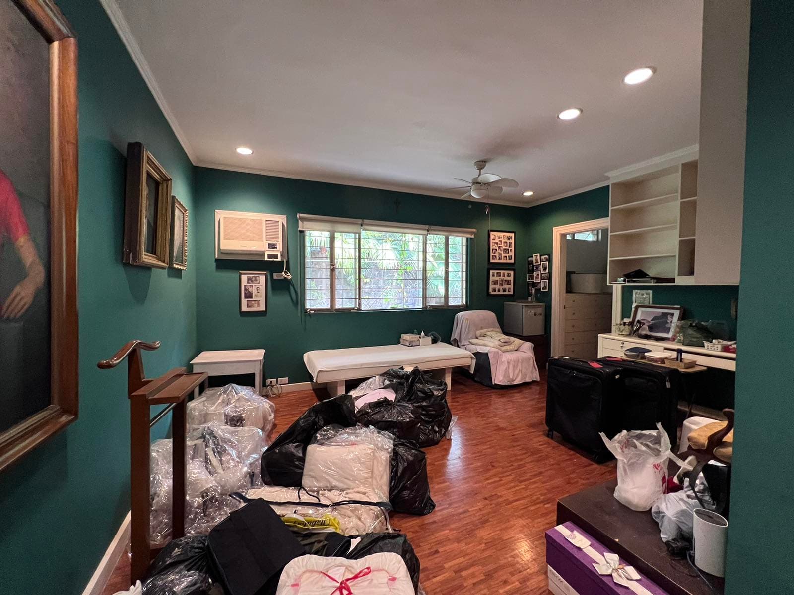 Well Maintained Bungalow House - photo 4