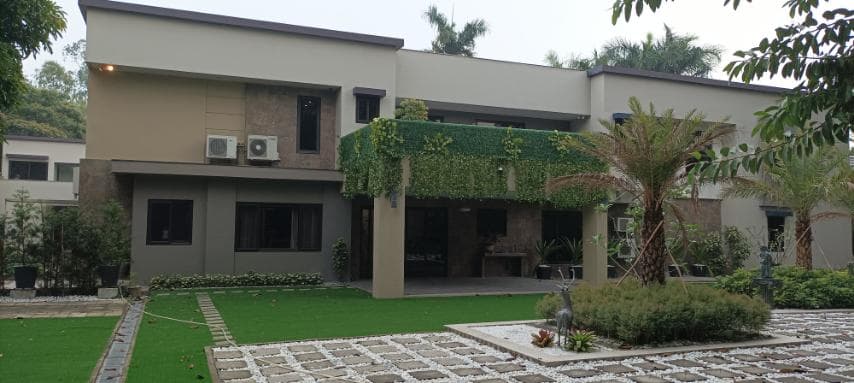 2 Storey Modern House - Forbes Park, Makati - photo 1
