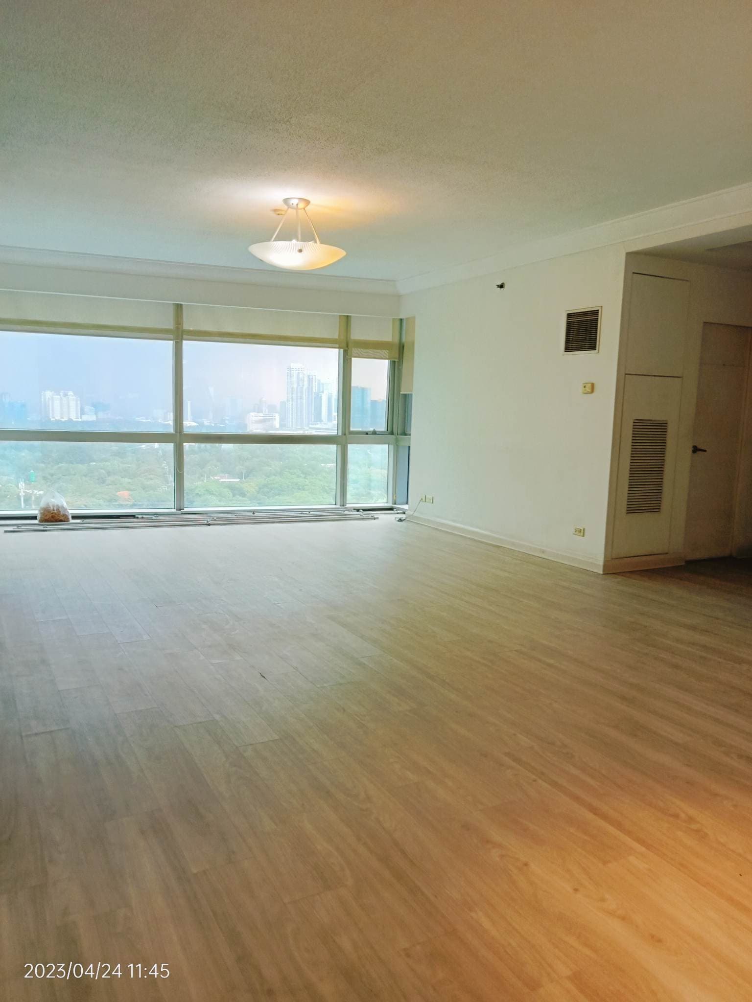 Renovated 3 bedroom - Bonifacio Global City, Taguig - photo 1