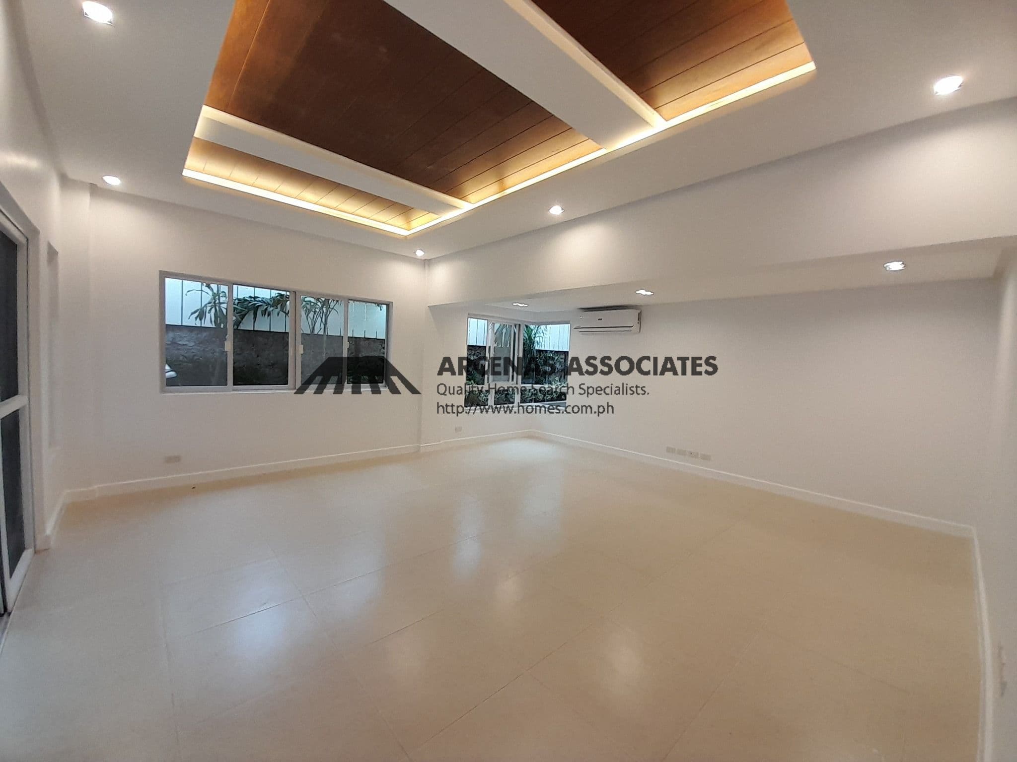Simple and functional 2-storey - Dasmarinas Village, Makati - photo 1