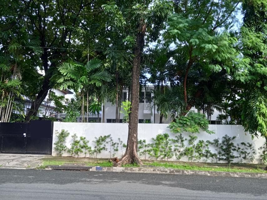 4 Bedroom House with Pool - Bel Air, Makati - photo 1