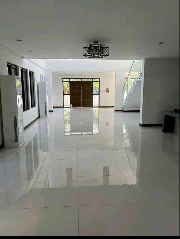 Newly Renovated 4 bedroom - Bel Air, Makati - photo 1