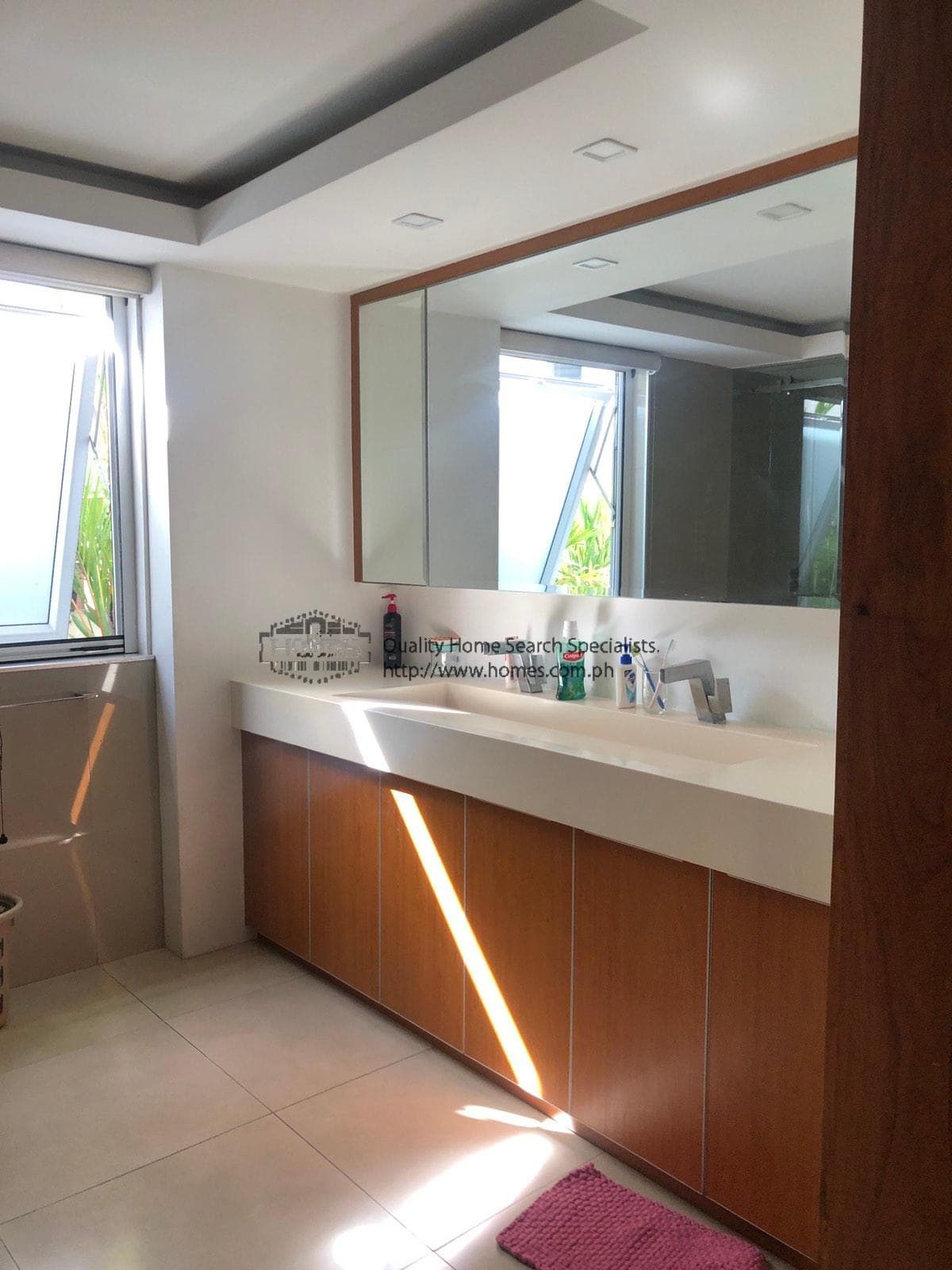 3 Storey house with basement in Mckinley Hill - photo 2