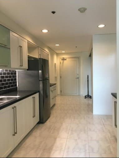 Classy Penthouse Unit - photo 5