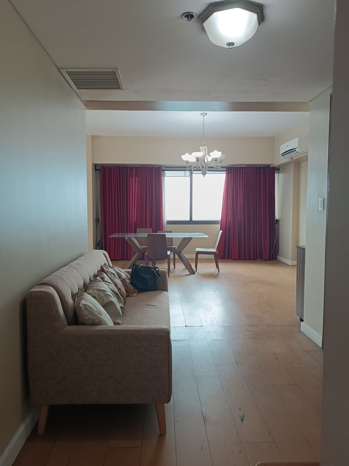 Cozy 3 Bedroom Unit - photo 4