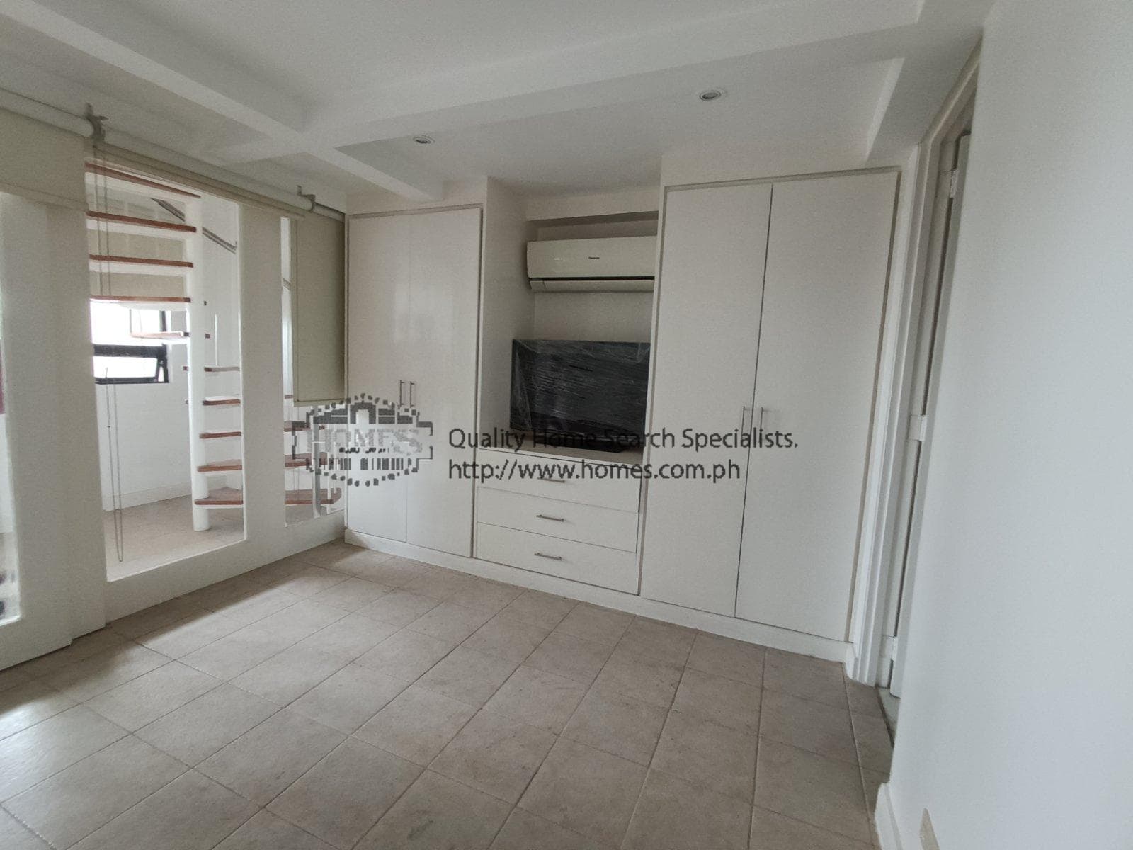 2 Bedroom Upper Penthouse - photo 3