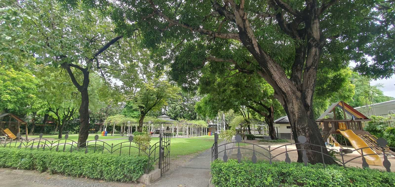 Well Maintained Bungalow House - Dasmarinas Village, Makati - photo 1