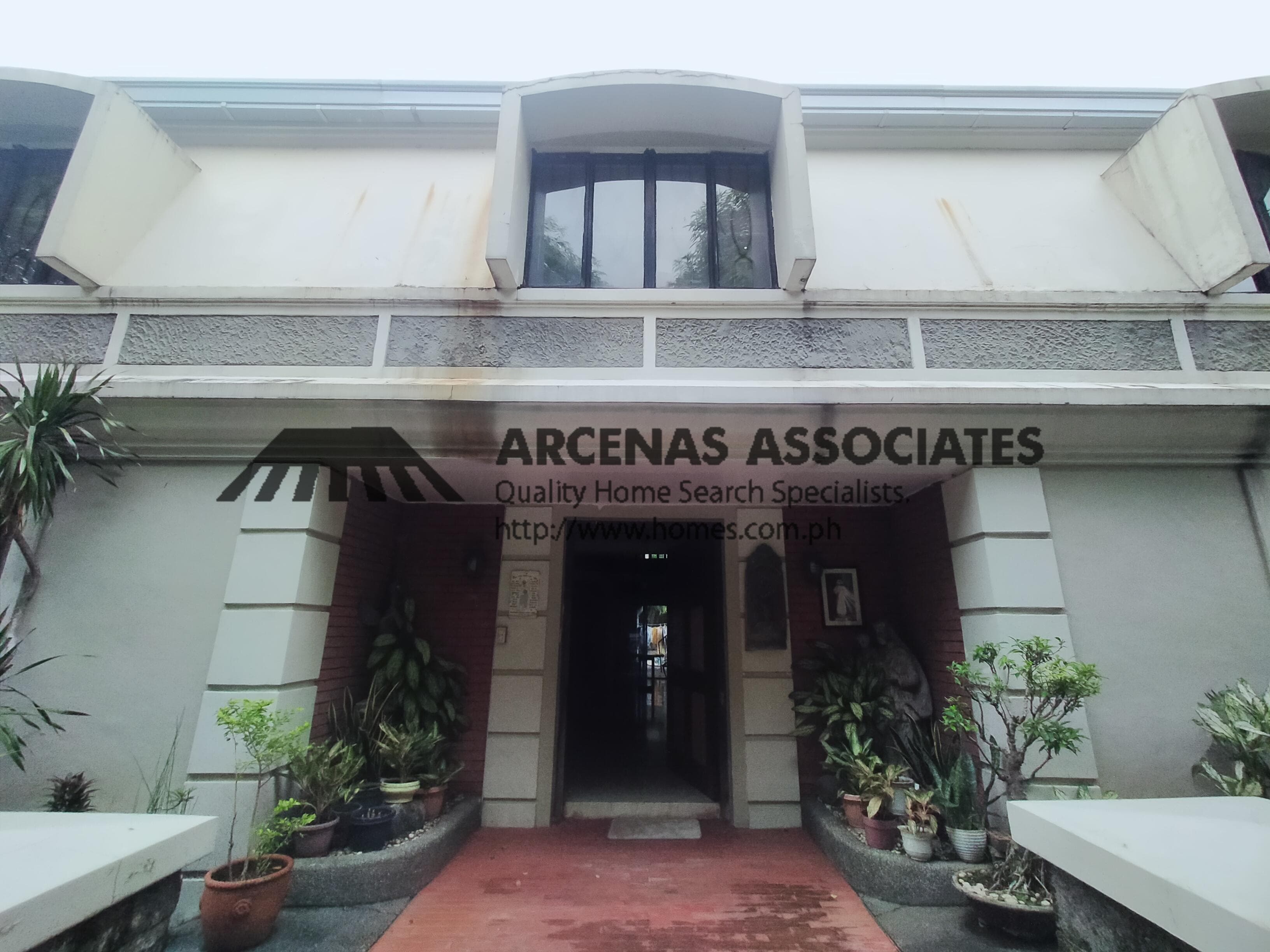 Well maintained 4 bedroom house - Dasmarinas Village, Makati - photo 1