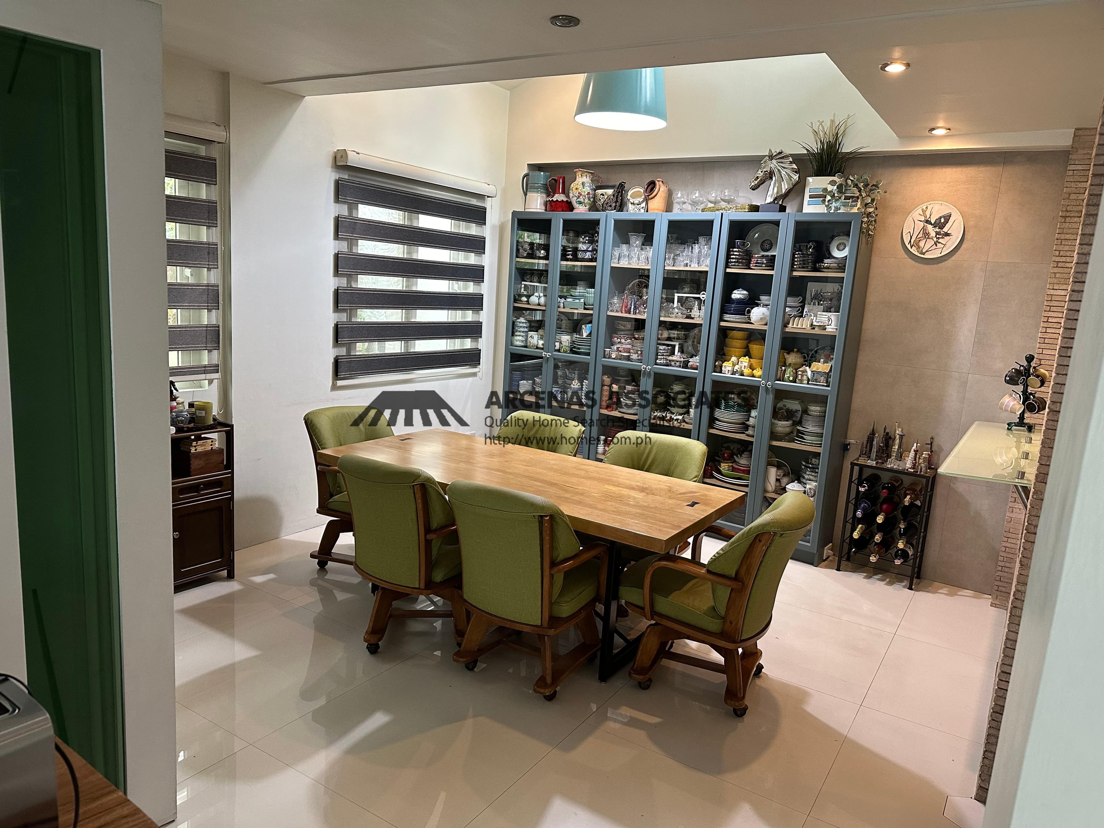 6 Bedroom House - photo 5