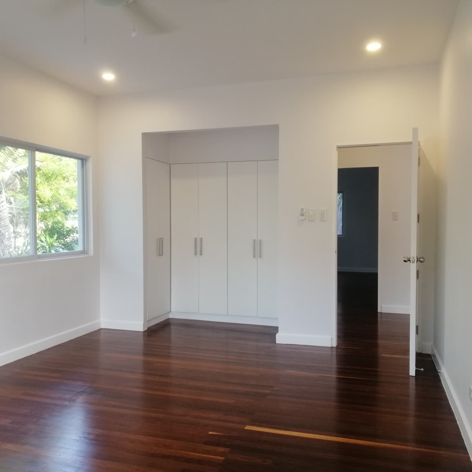 Modern design and homey 2 storey - photo 5