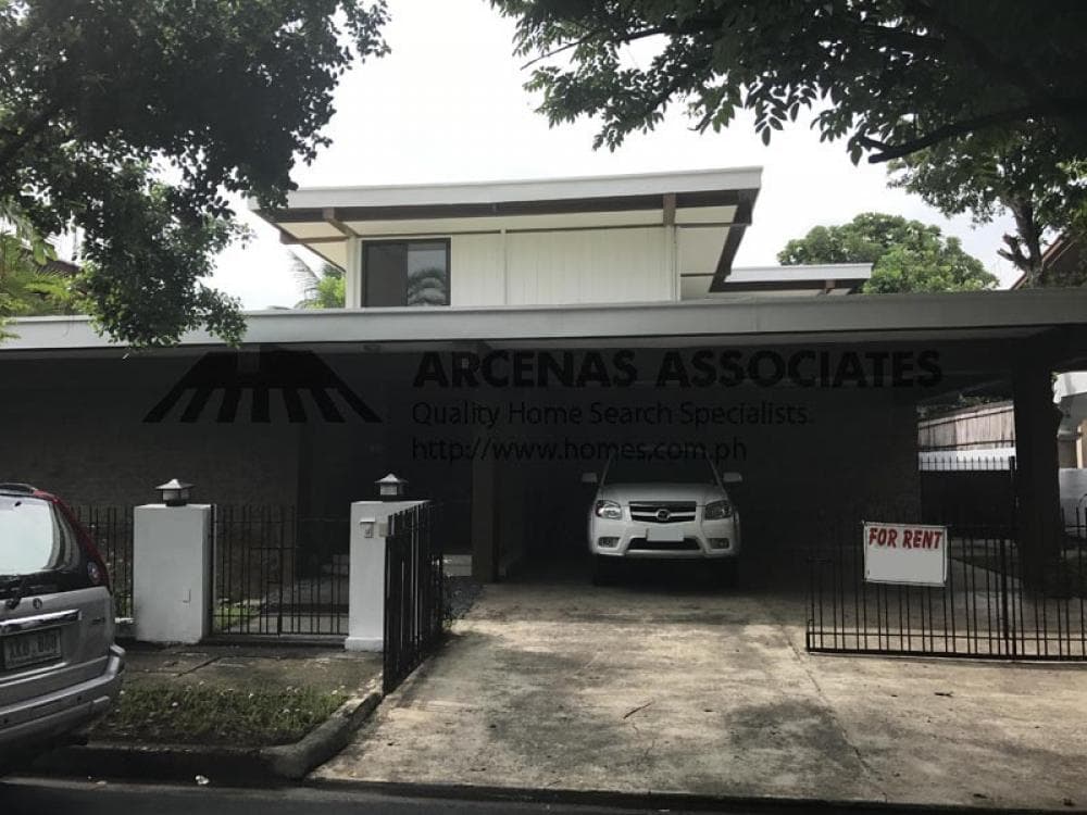 Nice standard 2-storey - Dasmarinas Village, Makati - photo 1