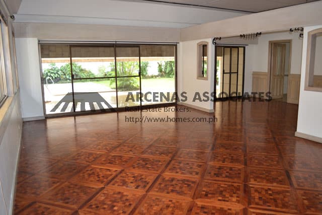 Large bargain 5 bedroom - photo 4