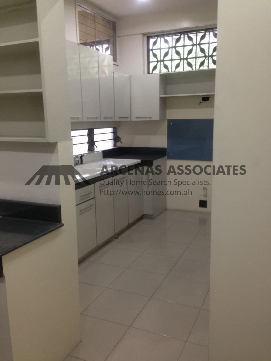 Spartan good-value 2 bedroom - photo 5