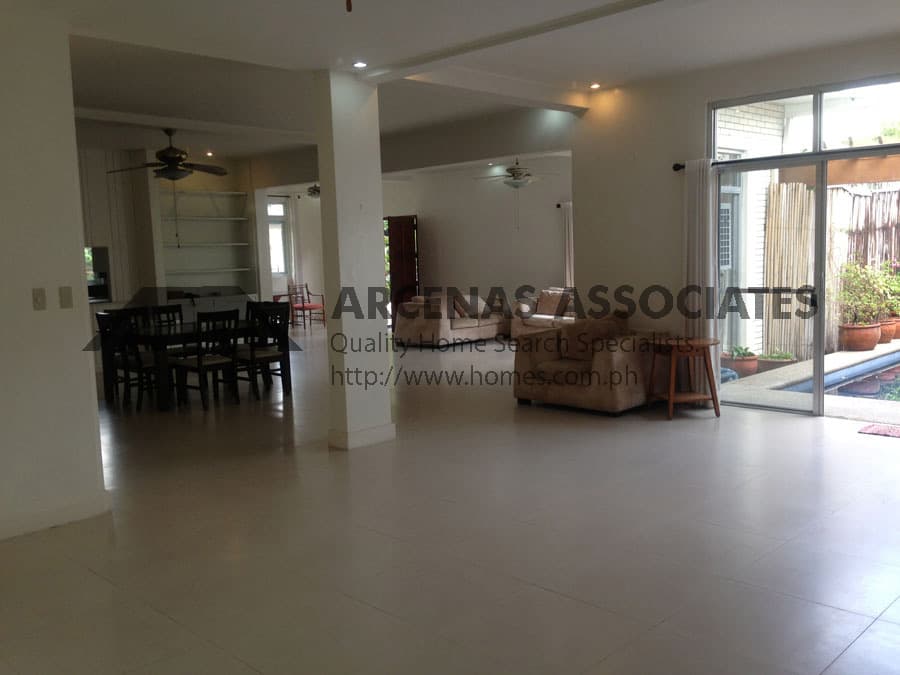 Uncluttered 3 bedroom bungalow - photo 4