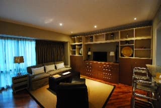 Fully Furnished Rockwell Studio unit - Rockwell Center, Makati - photo 1