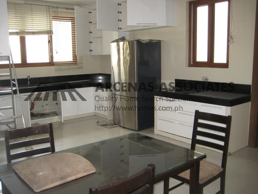 New and Modern Furnished home - photo 4