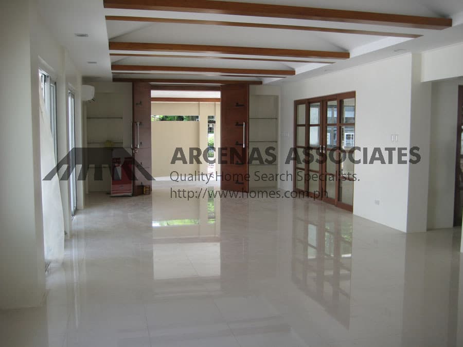 Stylish and new 4 Bedroom - photo 4