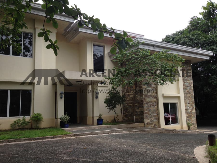 Imposing 5 bedroom - photo 3