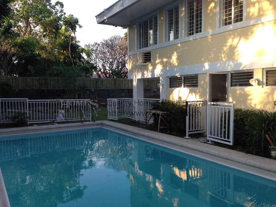 Unique large two-storey and split-level - Dasmarinas Village, Makati - photo 1