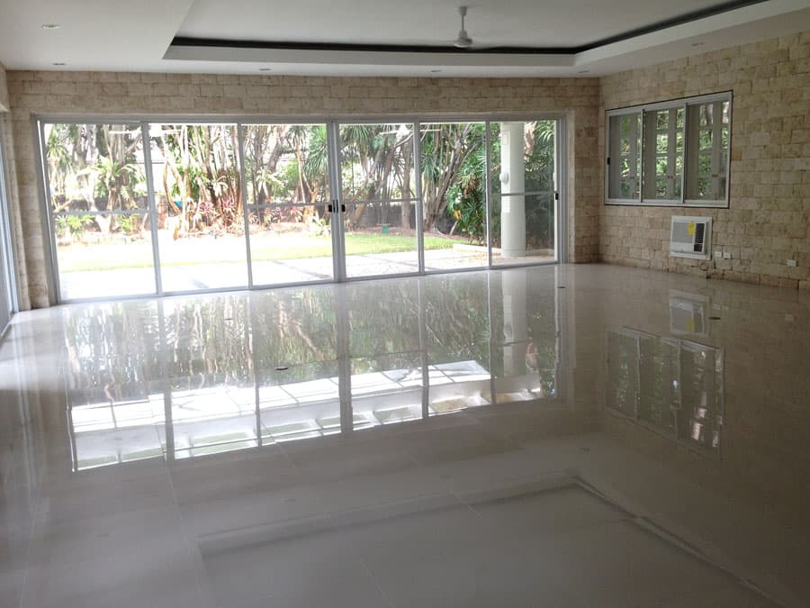 Expansive and distinguished single story - photo 3