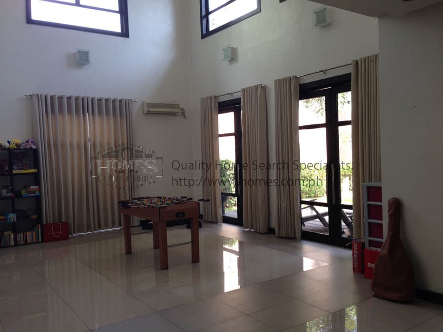Competitively priced modern 2-storey - photo 4